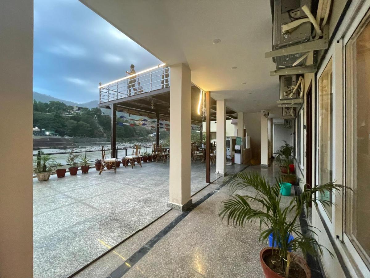 Karwaan By The Ganges Hostel Rishikesh Exterior photo