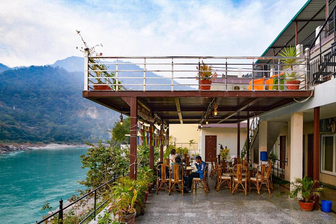 Karwaan By The Ganges Hostel Rishikesh Exterior photo